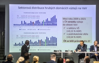 Profesor Milan Pospíšil, předseda Rady vysokých škol, prorektor pro strategii a rozvoj Vysoké školy chemicko-technologické v Praze